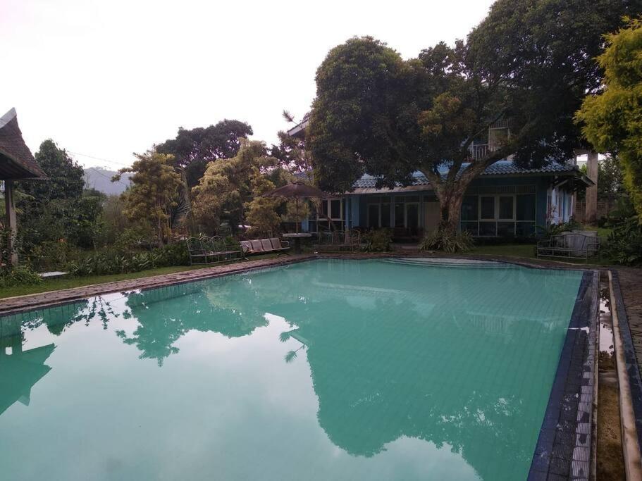 Garden Villas Cipanas Sindanglaya Extérieur photo