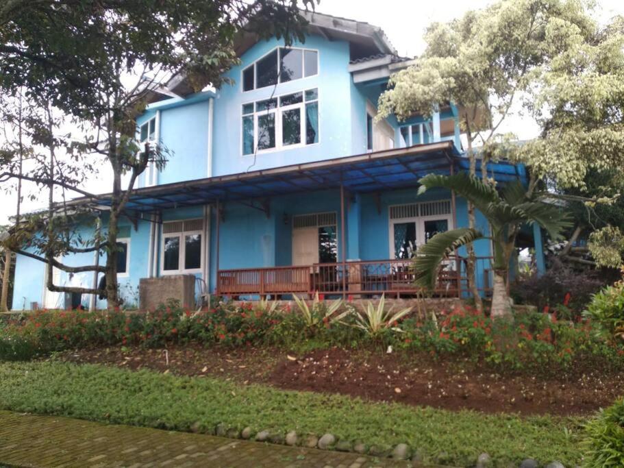 Garden Villas Cipanas Sindanglaya Extérieur photo