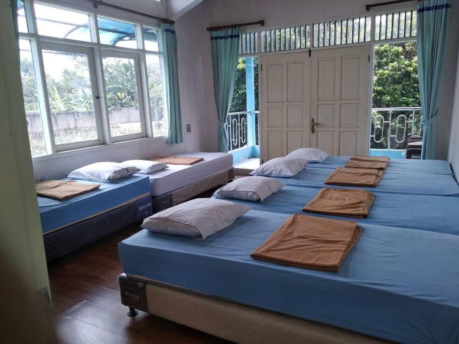 Garden Villas Cipanas Sindanglaya Extérieur photo
